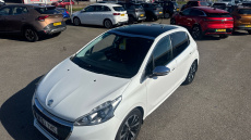 Peugeot 208 1.2 PureTech Allure Premium 5dr Petrol Hatchback